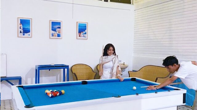 billiard