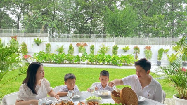 lunch-garden-2